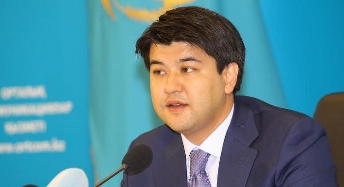 Kazakh ex-economy minister detained in bribery case